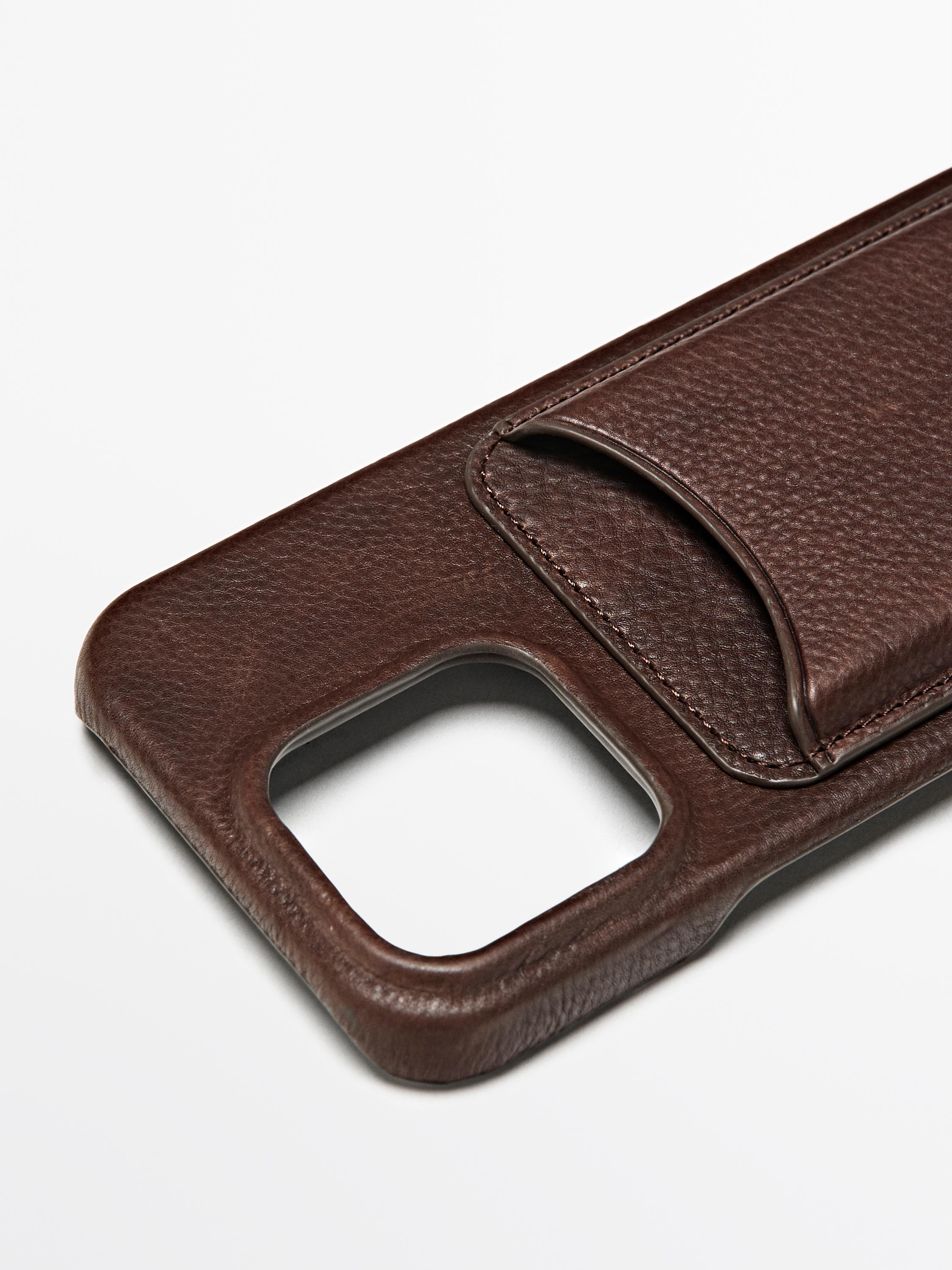 Coque iPhone 16 Pro en cuir nappa