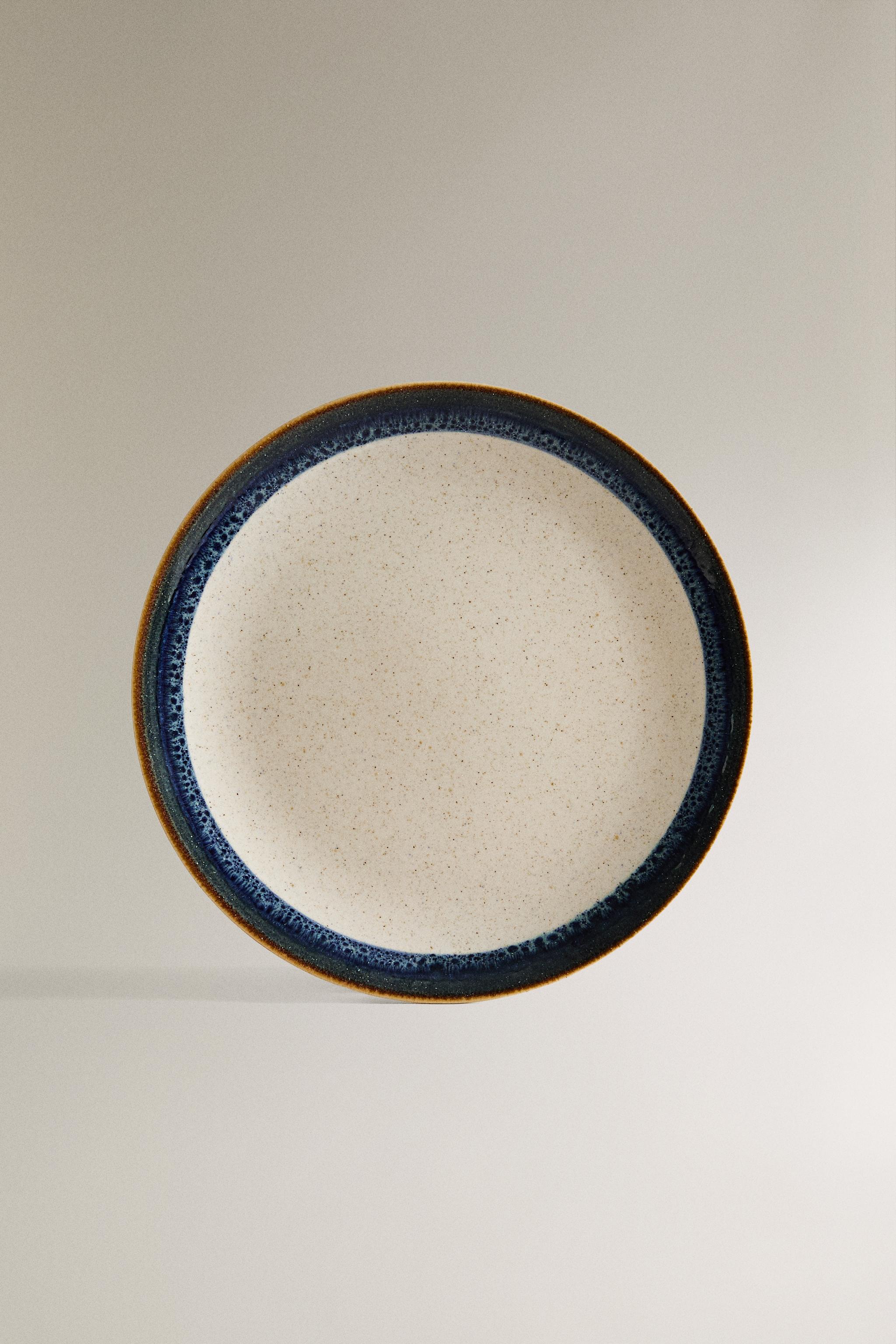 STONEWARE DINNER PLATE