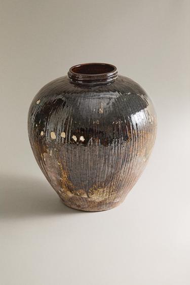 GRAND VASE EN GRÈS À RAYURES - Kaki foncé de Zara - Image 0