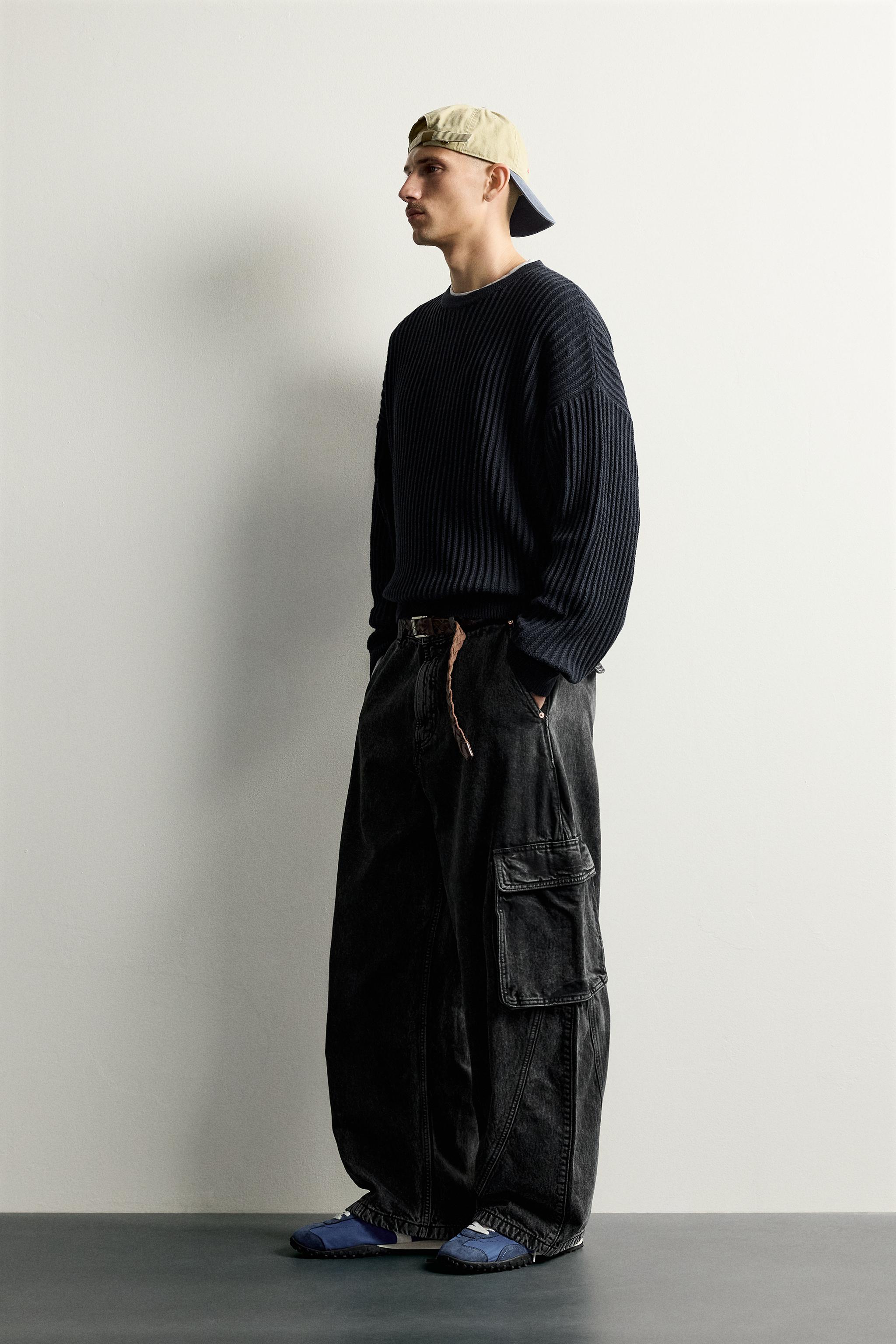 BALLOON-FIT CARGO PANTS WITH SEAMS