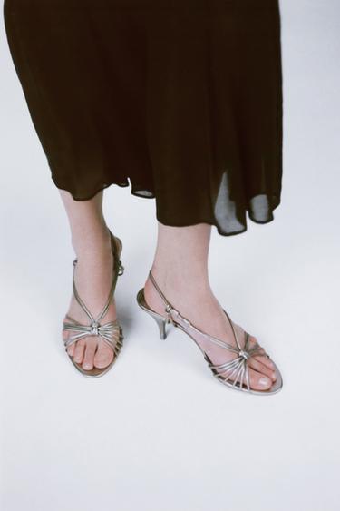 КОЖАНЫЕ БОСОНОЖКИ С РЕМЕШКАМИ И УЗЛОМ — Бронзовый от Zara — изображение 0