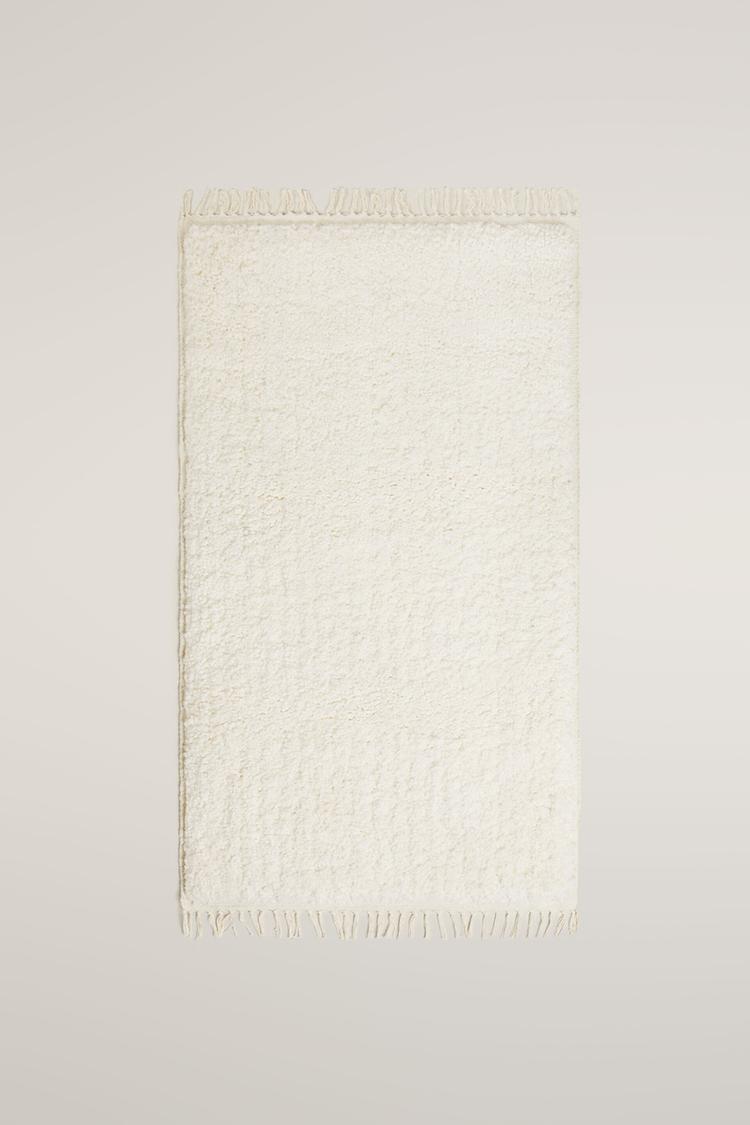 RECTANGULAR TEXTURED COTTON AREA RUG — White