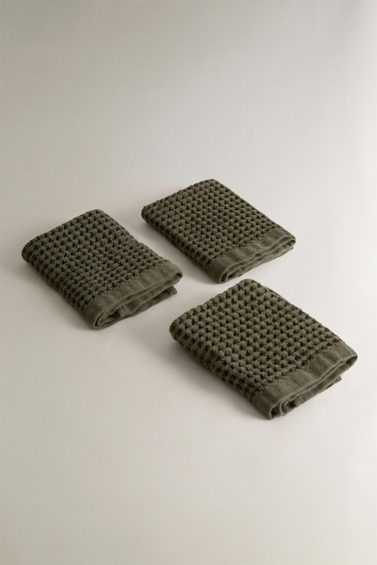 WAFFLE COTTON GUEST TOWEL 3-PACK — Dark bottle green