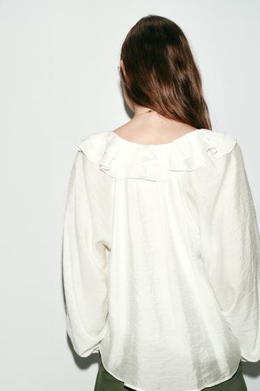 BLOUSE À VOLANTS ET PLIS - Blanc de Zara - Image 4