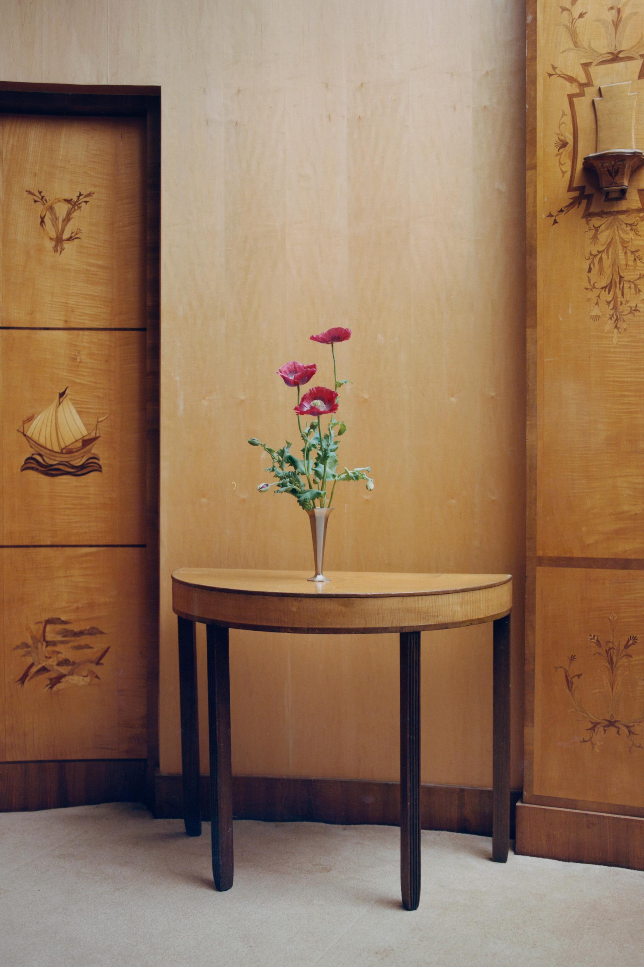 SMALL FACETED VASE | STUDIO MARY LENNOX — Silver