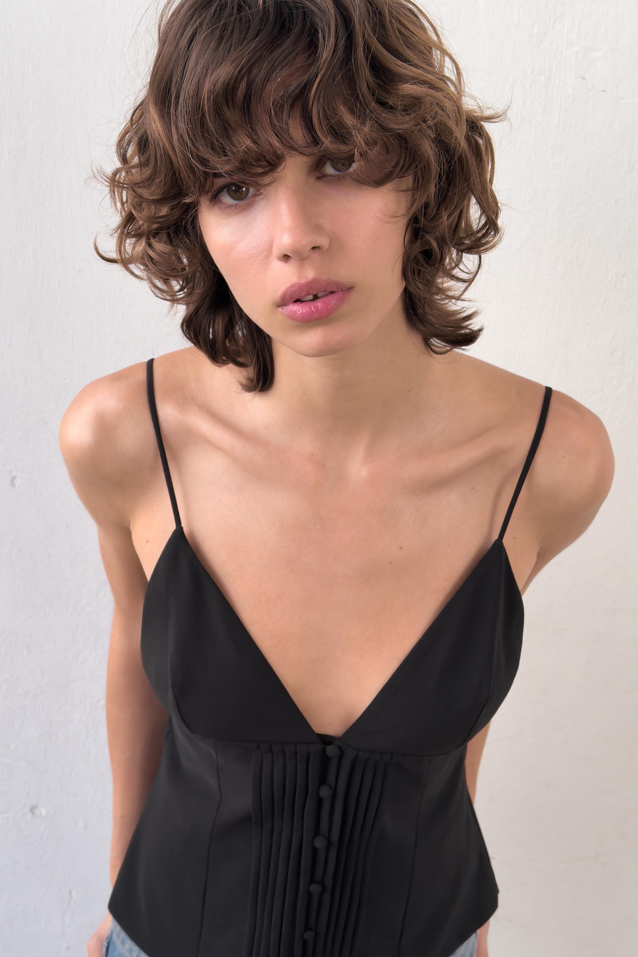 PLEATED STRAPPY TOP — Black