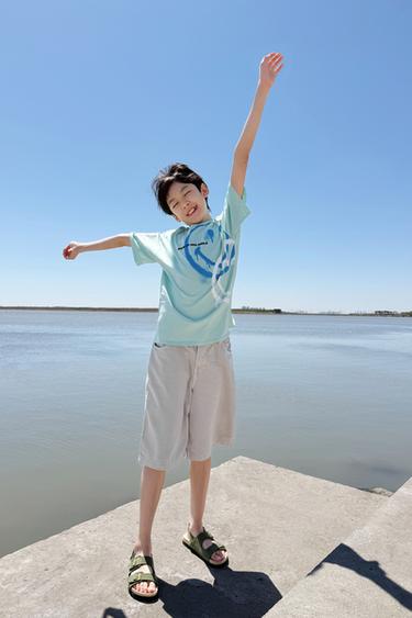 SMILEYWORLD ® PRINT T-SHIRT - Sky blue by Zara