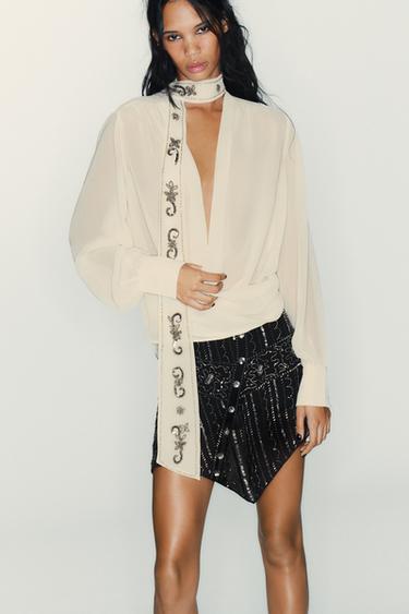 CAMISA GEORGETTE FOULARD ABALORIOS - Beige de Zara