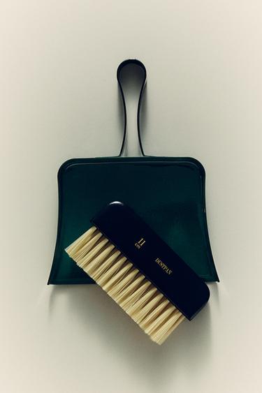 DUSTPAN & BRUSH SET - Black / Green by Zara