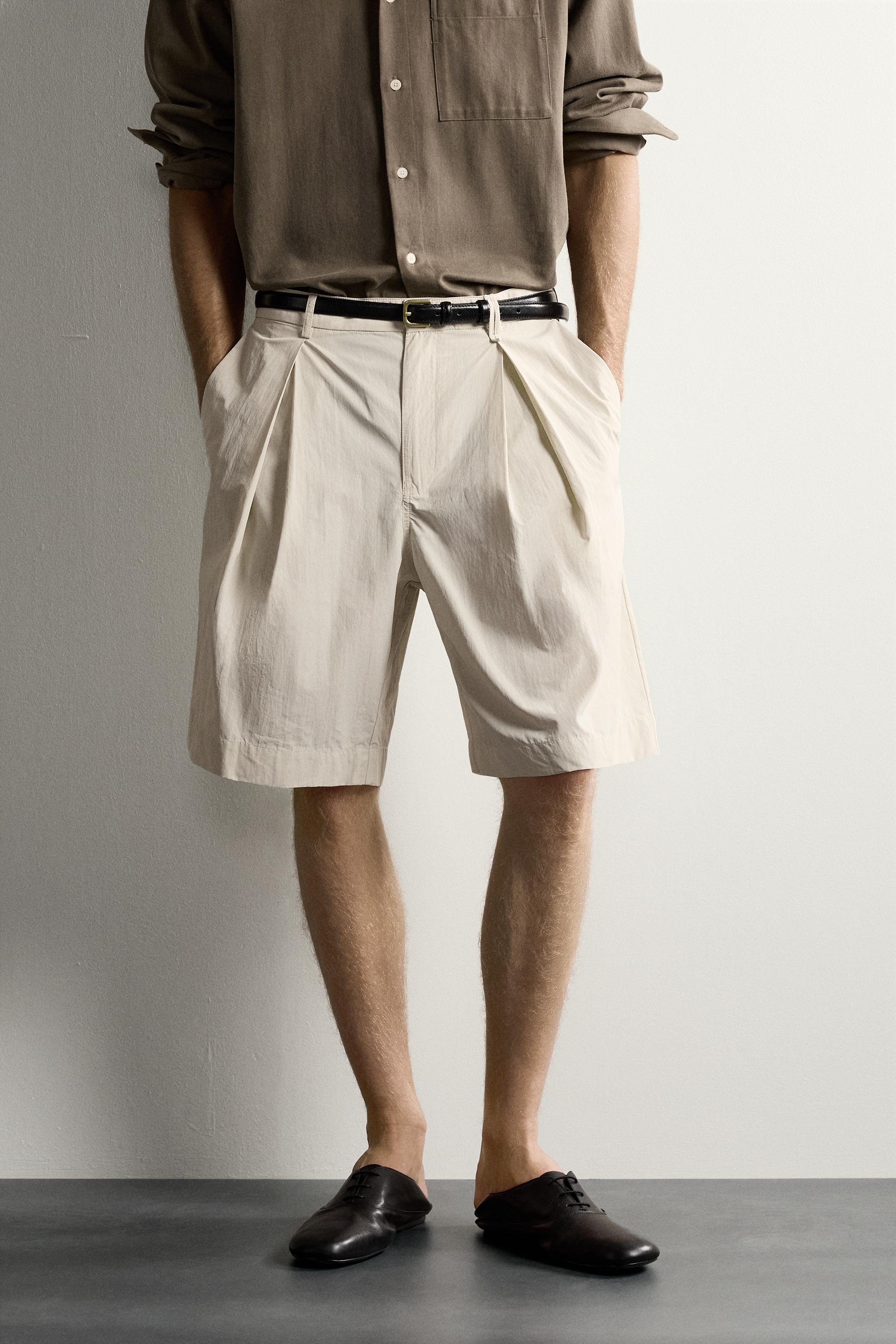 WIDE-FIT PLEATED SHORTS — Beige