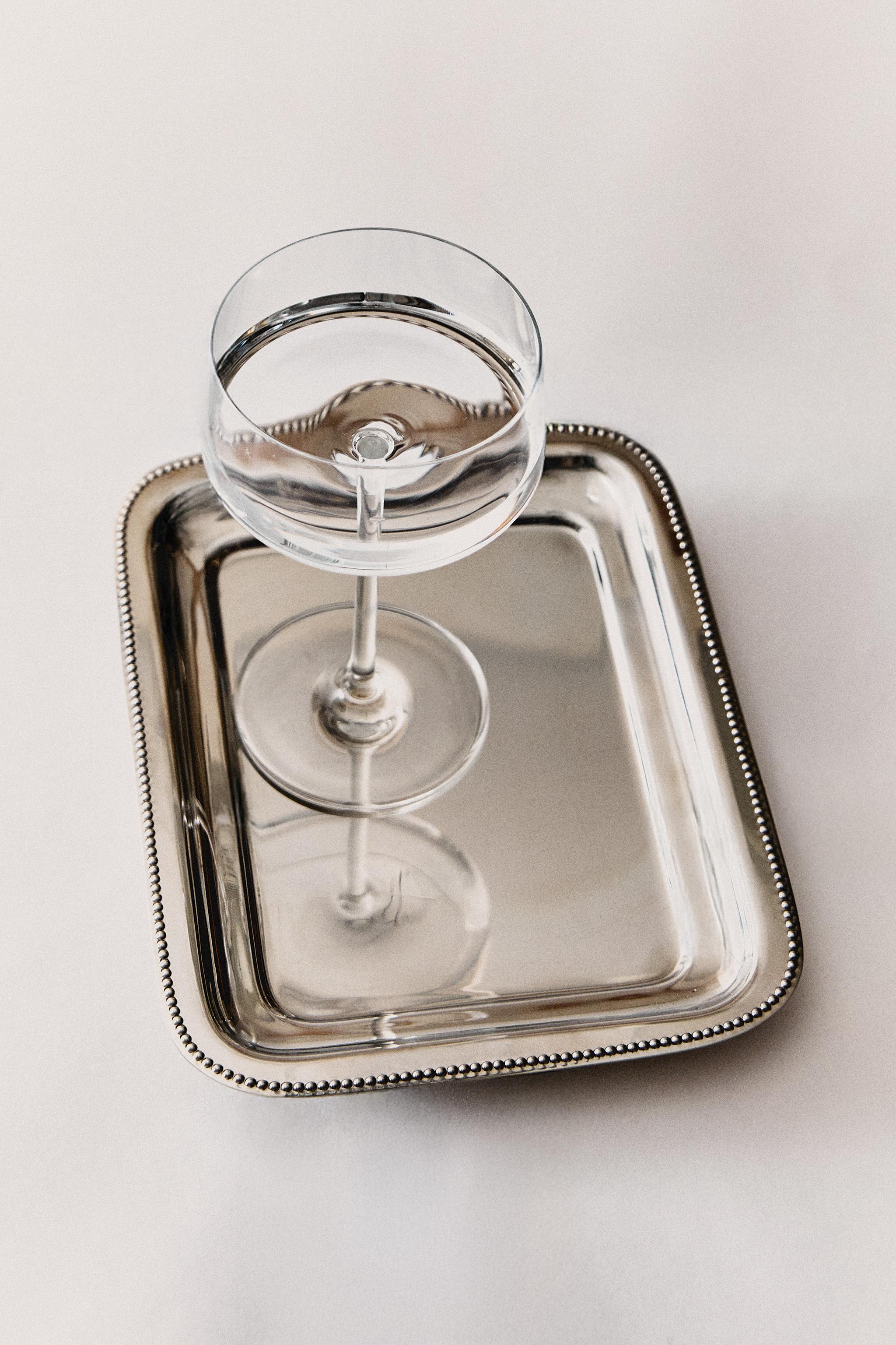 LOW CONICAL CRYSTALLINE WINE GLASS — Transparent