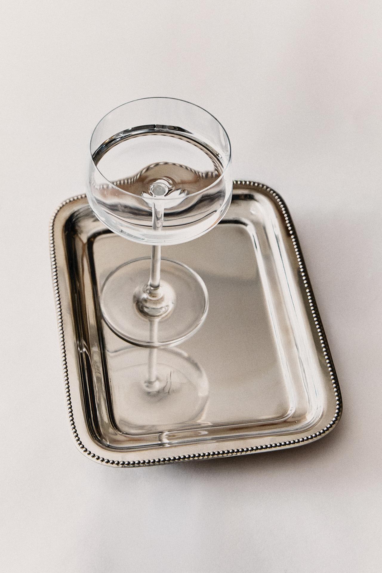 LOW CONICAL CRYSTALLINE WINE GLASS — Transparent