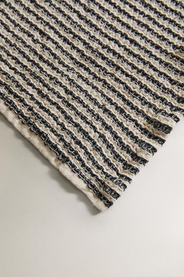 COLOURED WAFFLE-KNIT BATH TOWEL - Sand / Black by Zara - Image 2