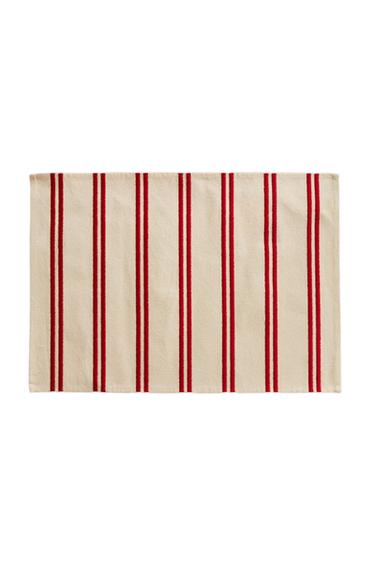 EMBROIDERED DOUBLE STRIPE PLACEMAT - Red by Zara