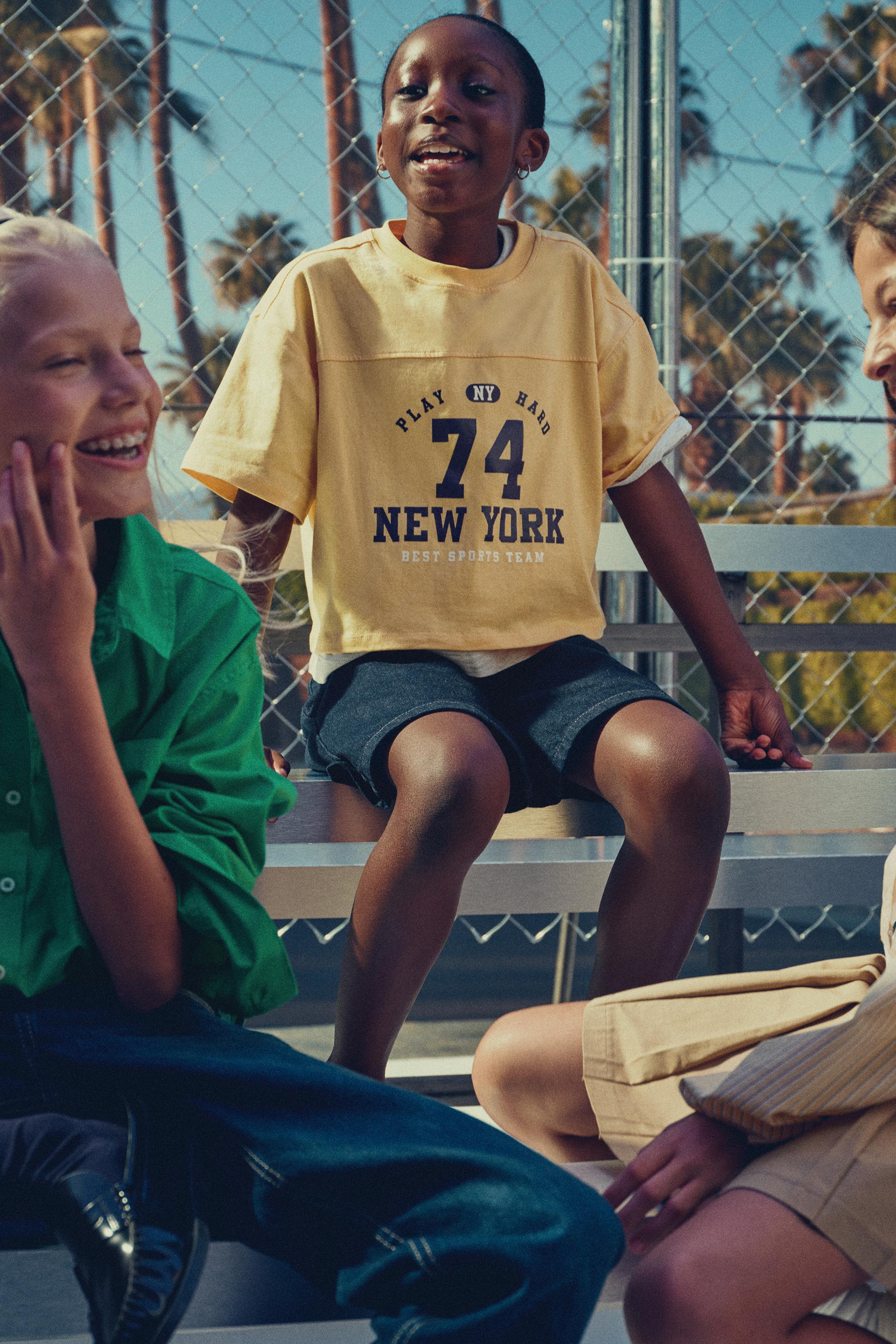 VARSITY GRAPHIC T-SHIRT — Yellow (alternate view)