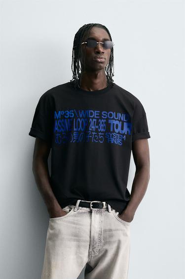 T-SHIRT WITH GRAPHIC TEXT - Black by Zara