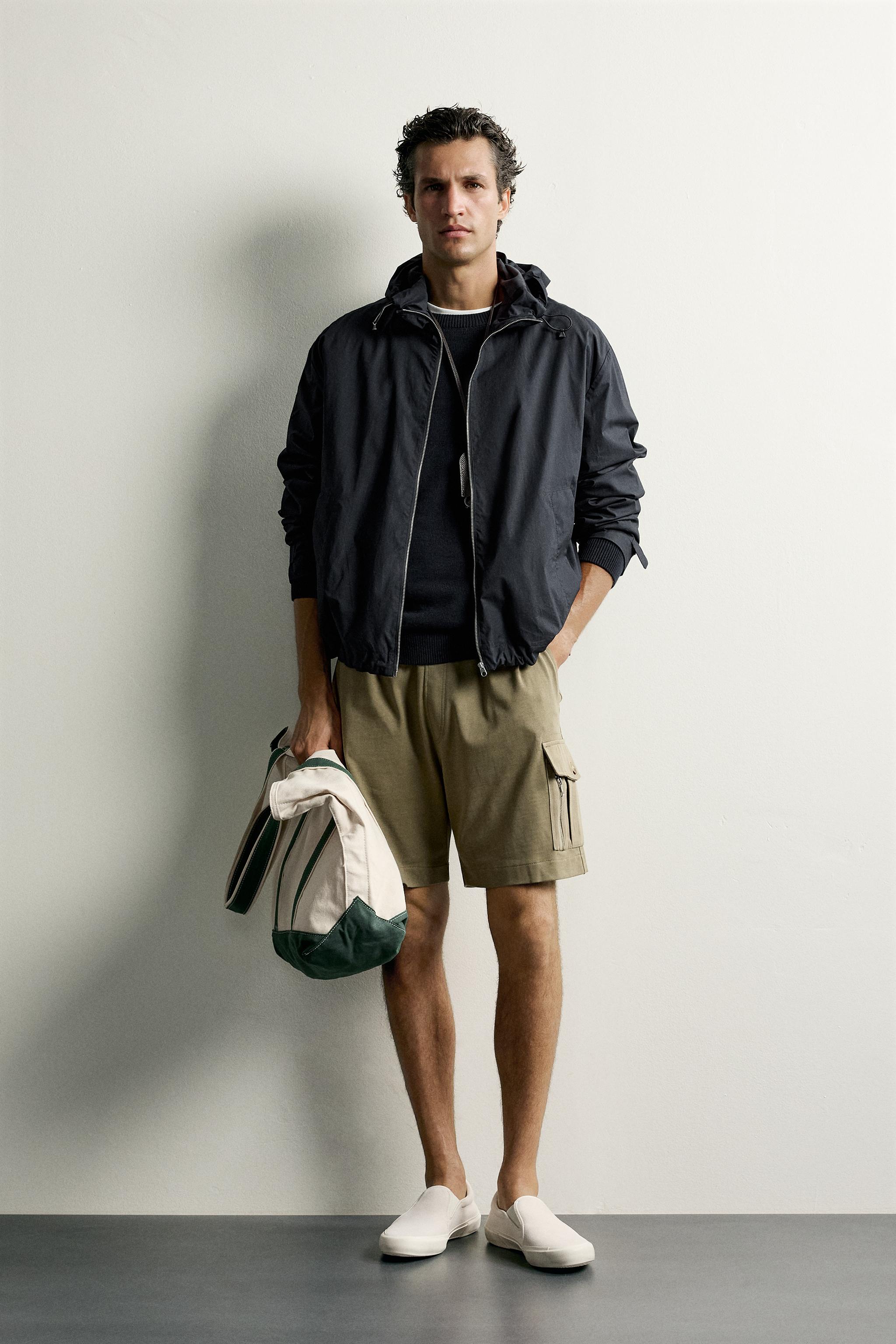 RELAXED FIT CARGO BERMUDA SHORTS