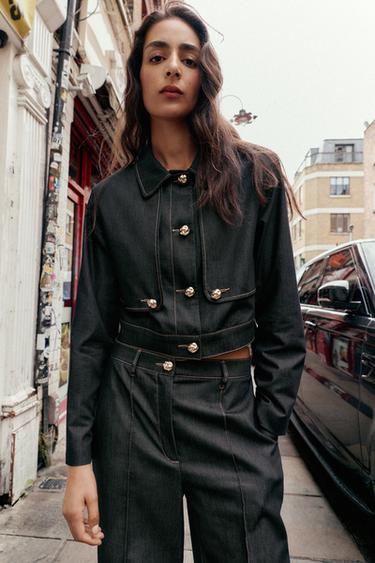 CHAQUETA CORTA PESPUNTES CONTRASTE - Índigo de Zara