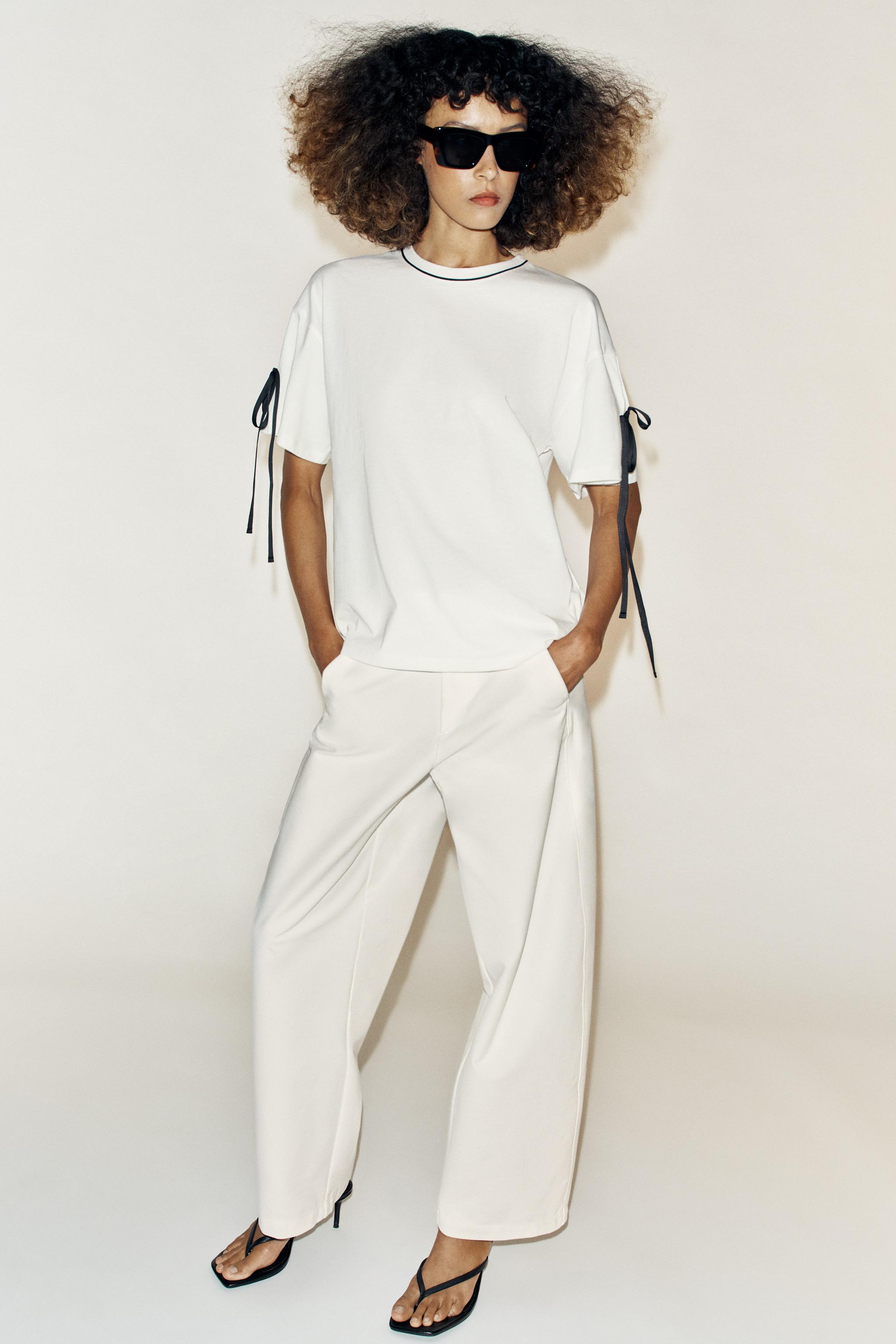 CONTRAST TRIM T-SHIRT