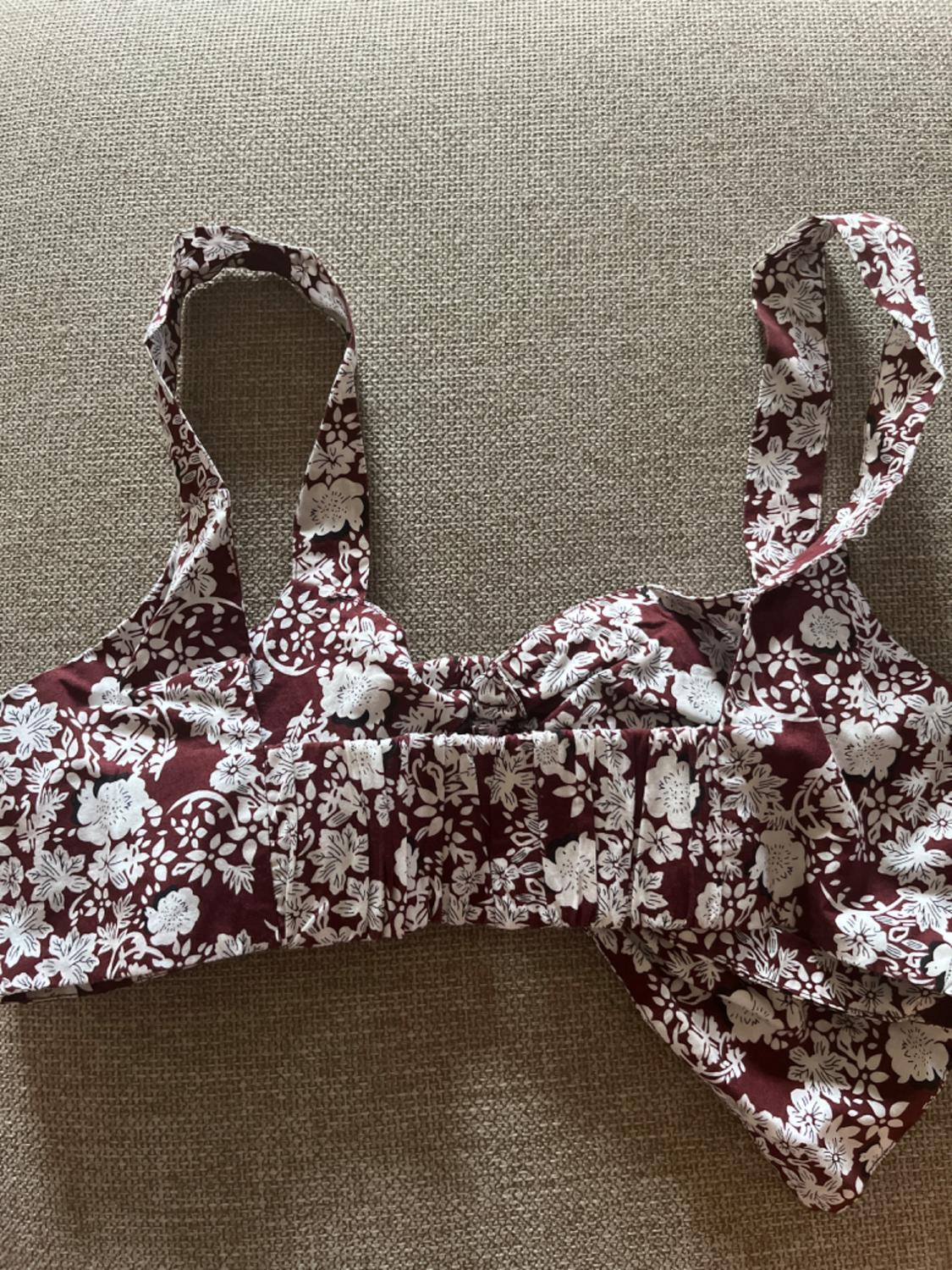 CROP TOP WITH BUCKLE - Image 4