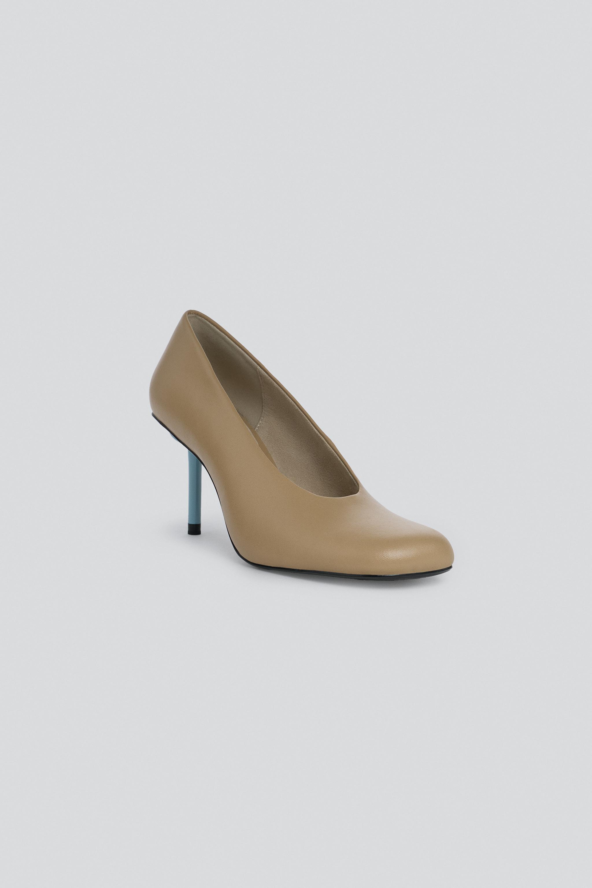 LIMITED EDITION LEATHER HEELED SHOES