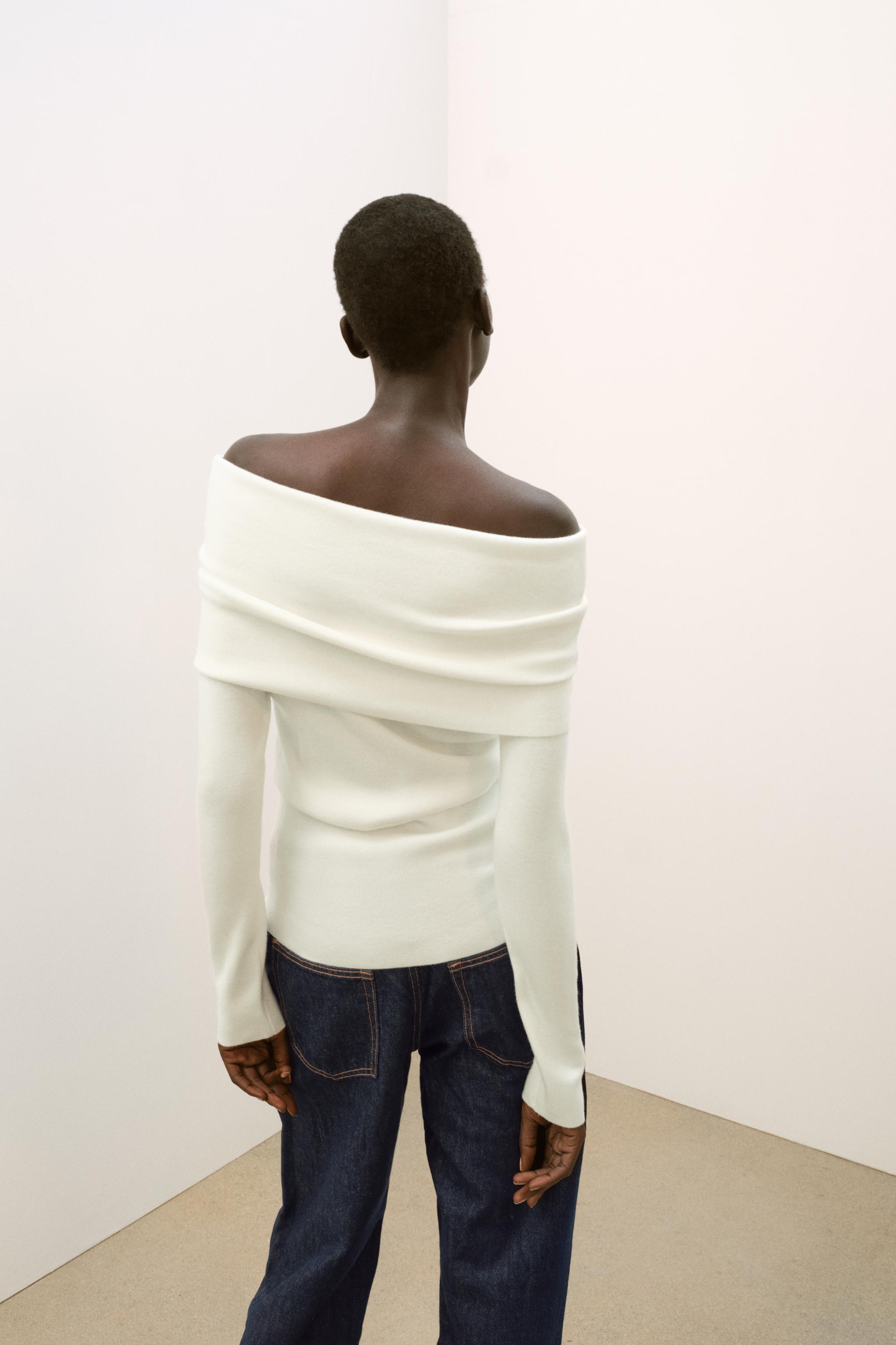 PULL EN MAILLE OFF SHOULDER