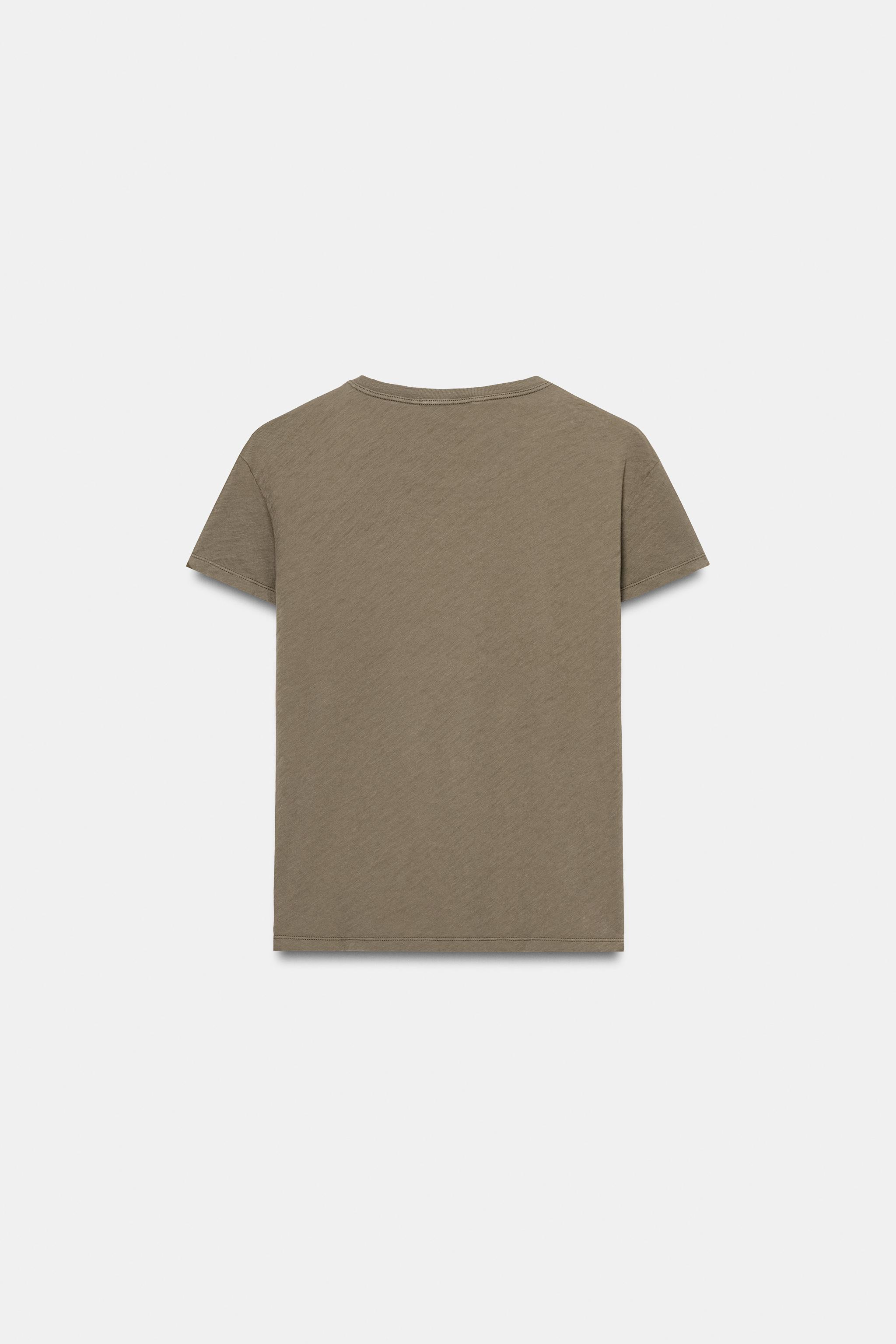 T-SHIRT DÉCHIRURES MANCHES COURTES