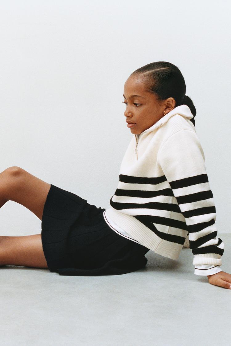 STRIPED ZIP-UP KNIT SWEATER