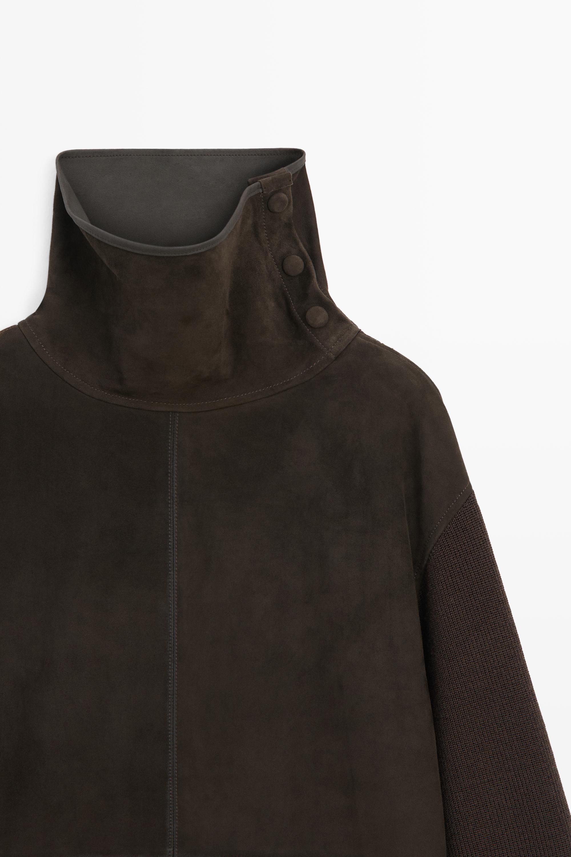 Combined high neck suede oversize blouse