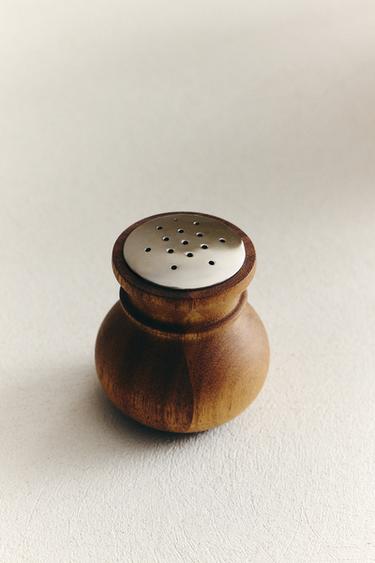 Zara WOODEN SALT SHAKER - Light beige