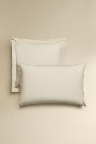 FUNDA ALMOHADA ESTAMPADO RAYAS - Blanco de Zara - Imagen 0