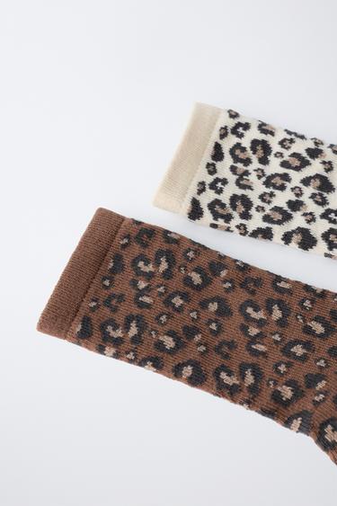 LOT DE DEUX PAIRES DE CHAUSSETTES LONGUES ANIMAL PRINT - Beige clair de Zara - Image 2