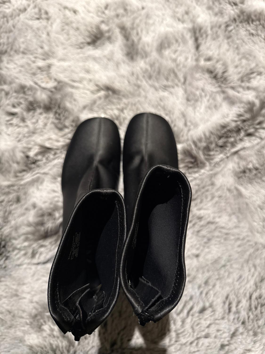 SATIN ANKLE BOOTIE - Image 6