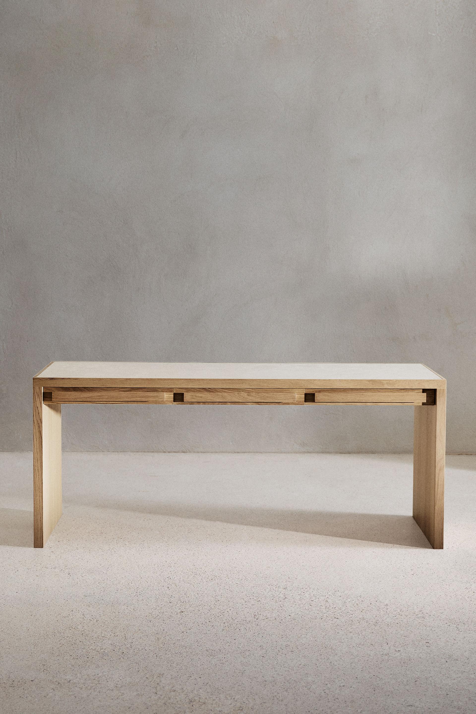 Modern DESK 02 | Stylish & Functional Office Desk