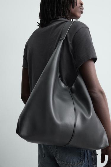 BOLSO SHOPPER LISO - Negro de Zara - Imagen 0