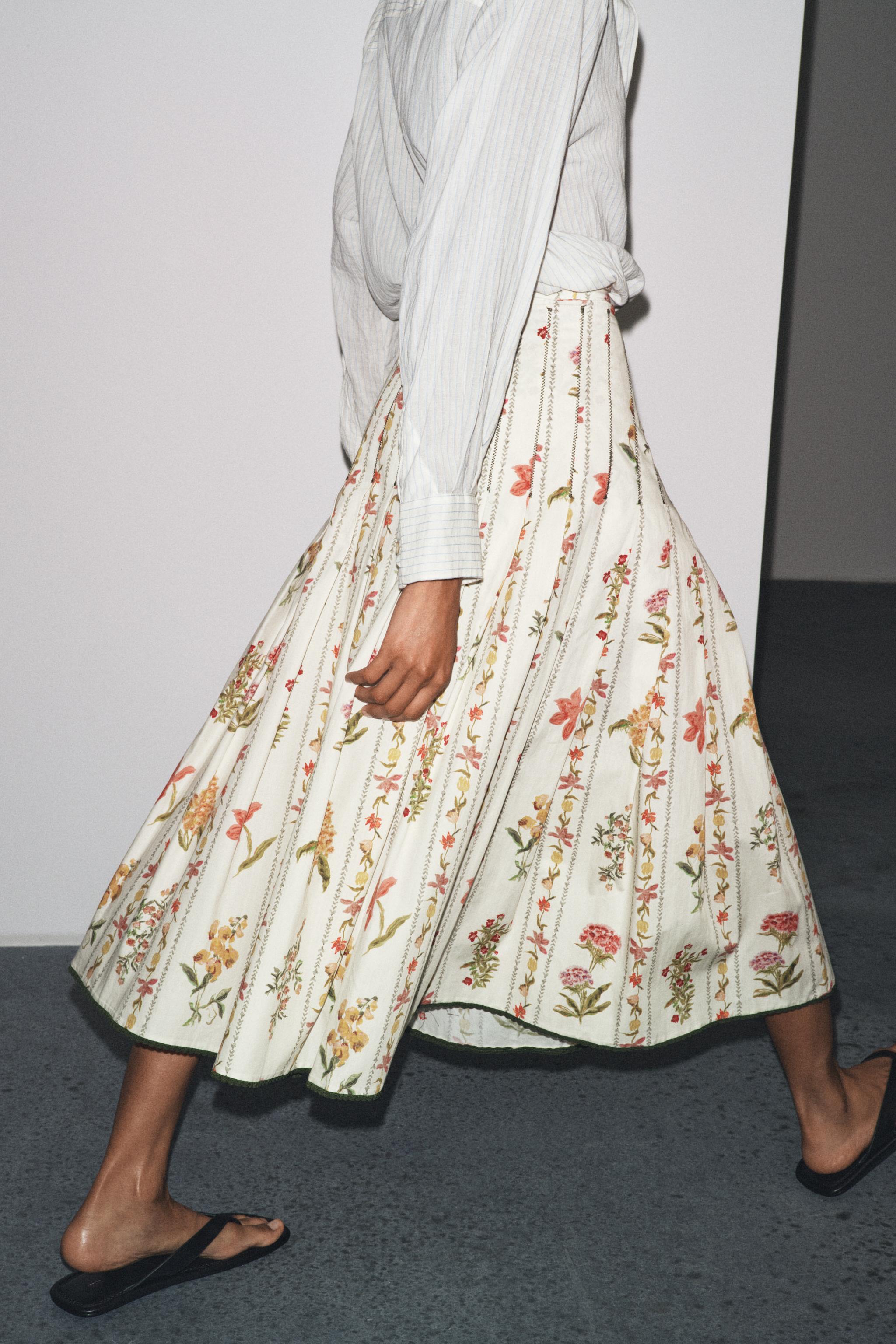 ZW COLLECTION FLORAL PLEATED SKIRT - Multicolored | ZARA