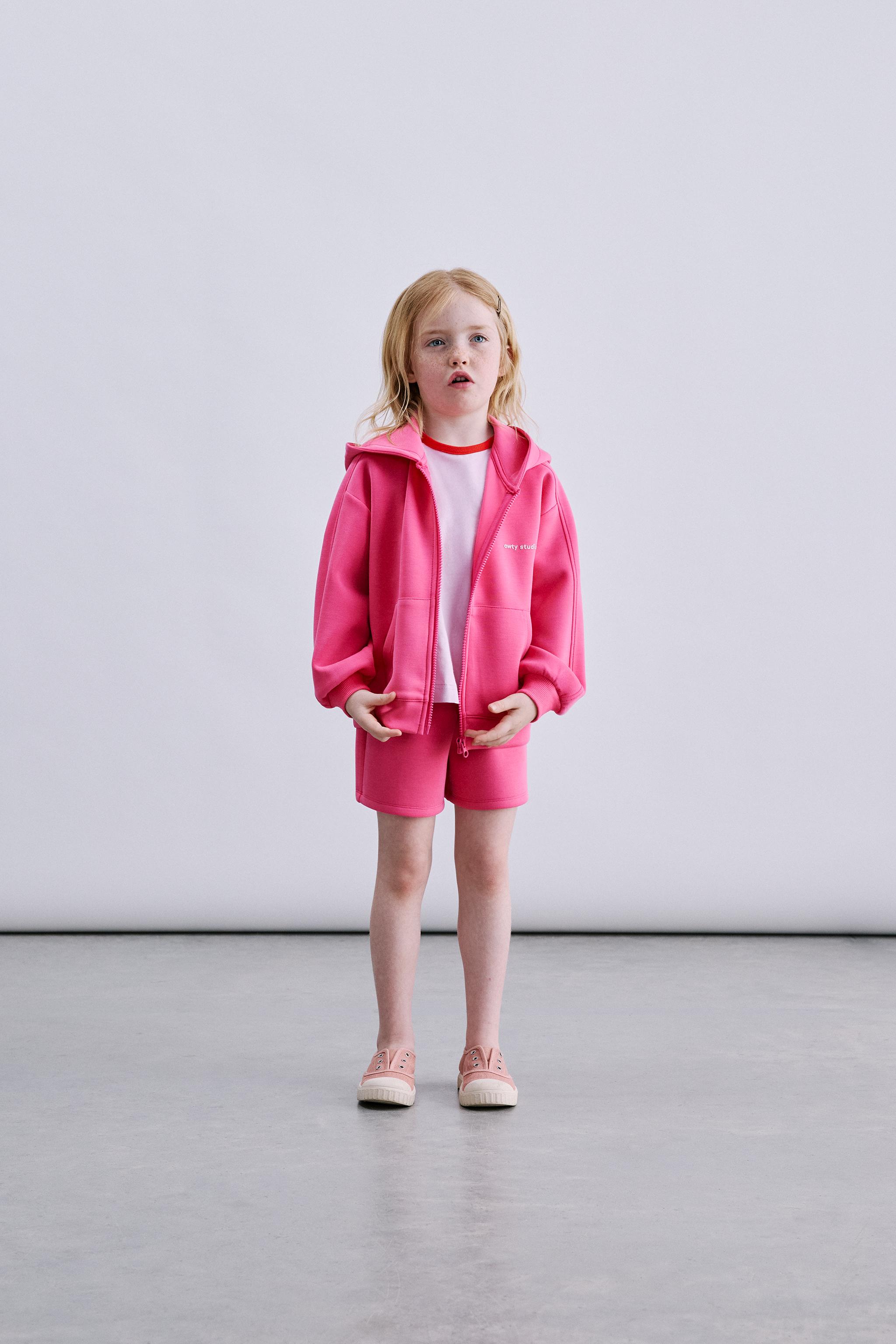 SPORTY RAISED TEXT ZIP SWEATSHIRT