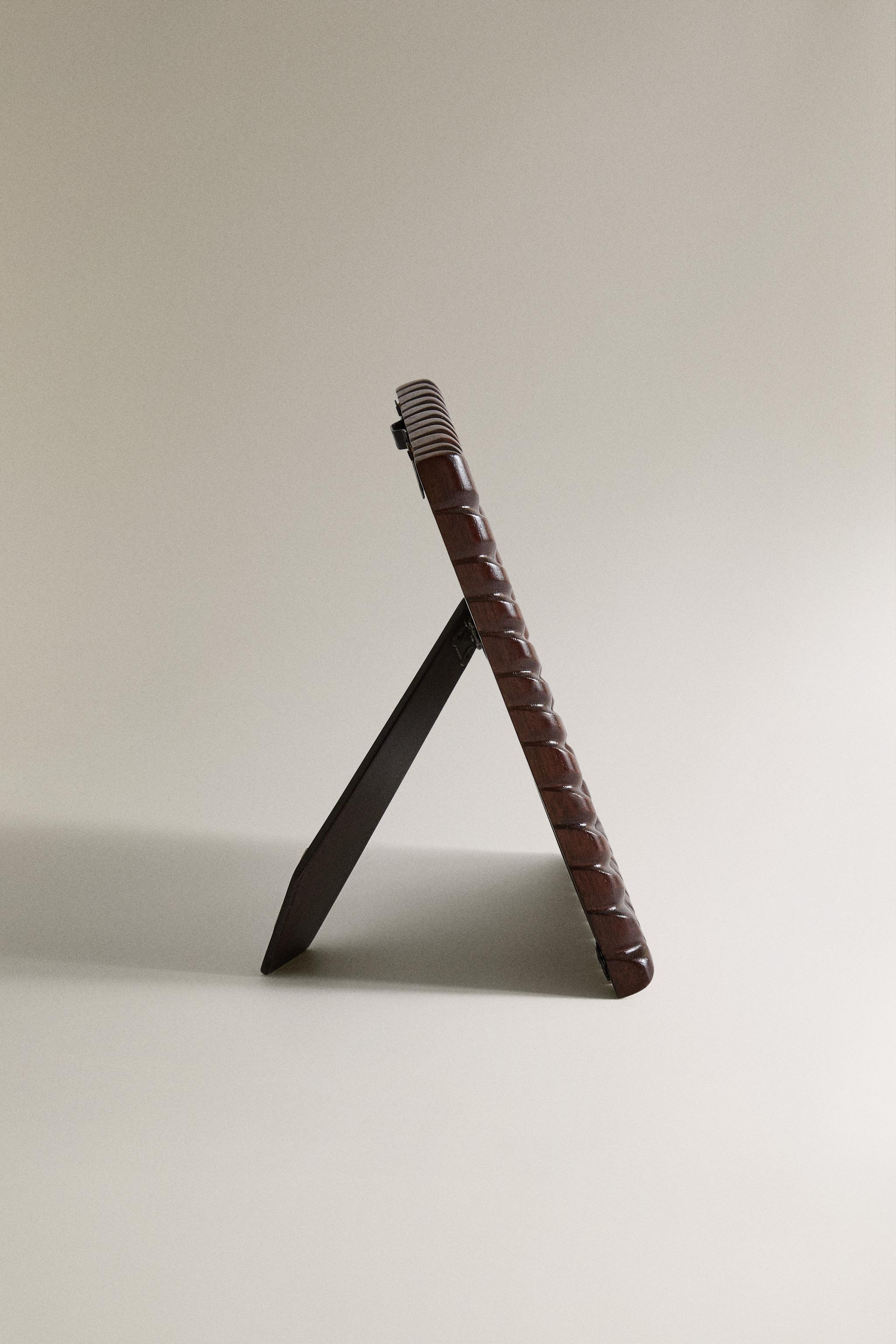 HERRINGBONE WOODEN PICTURE FRAME