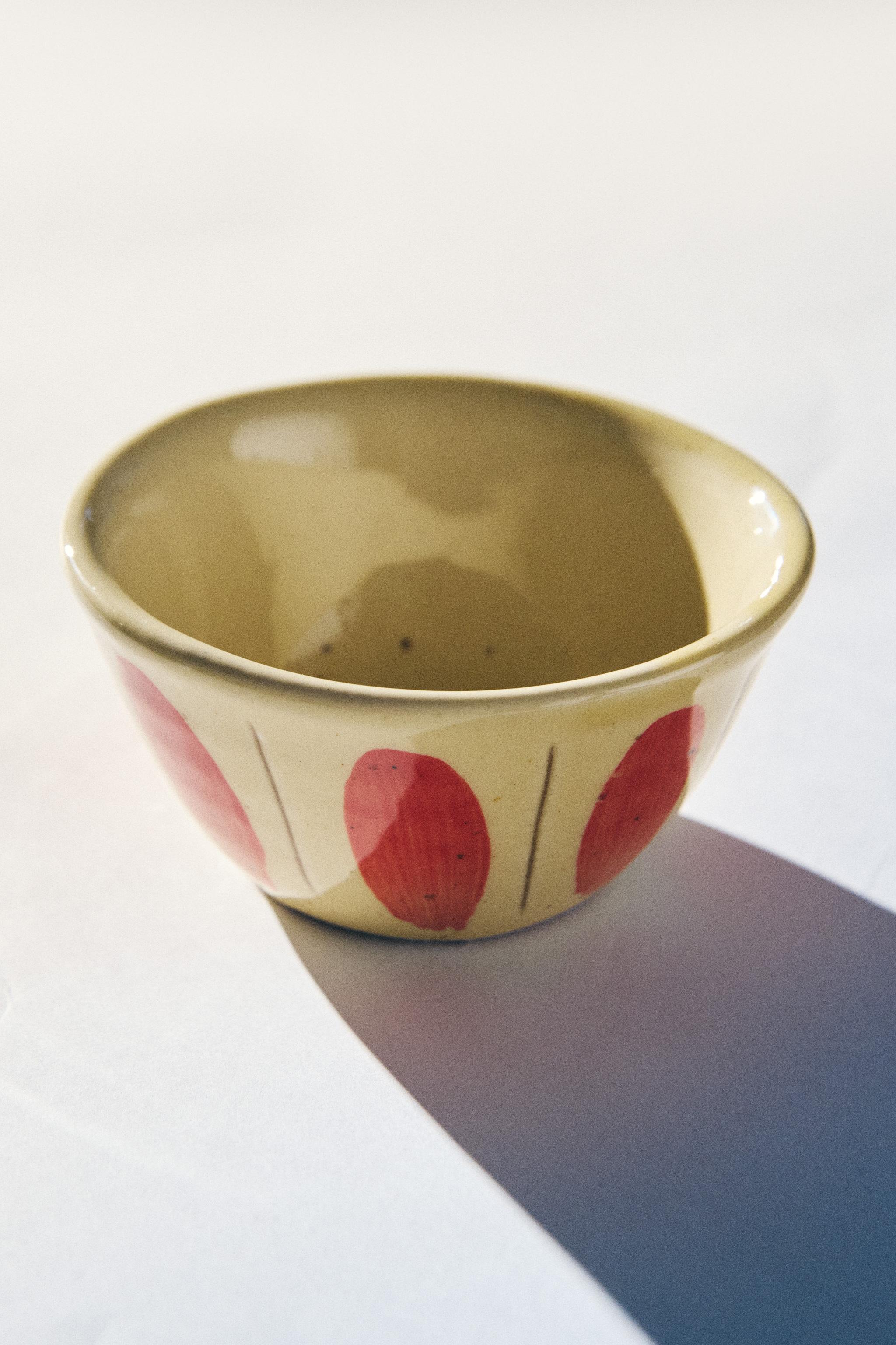 MINI CIRCLE EARTHENWARE BOWL — Red