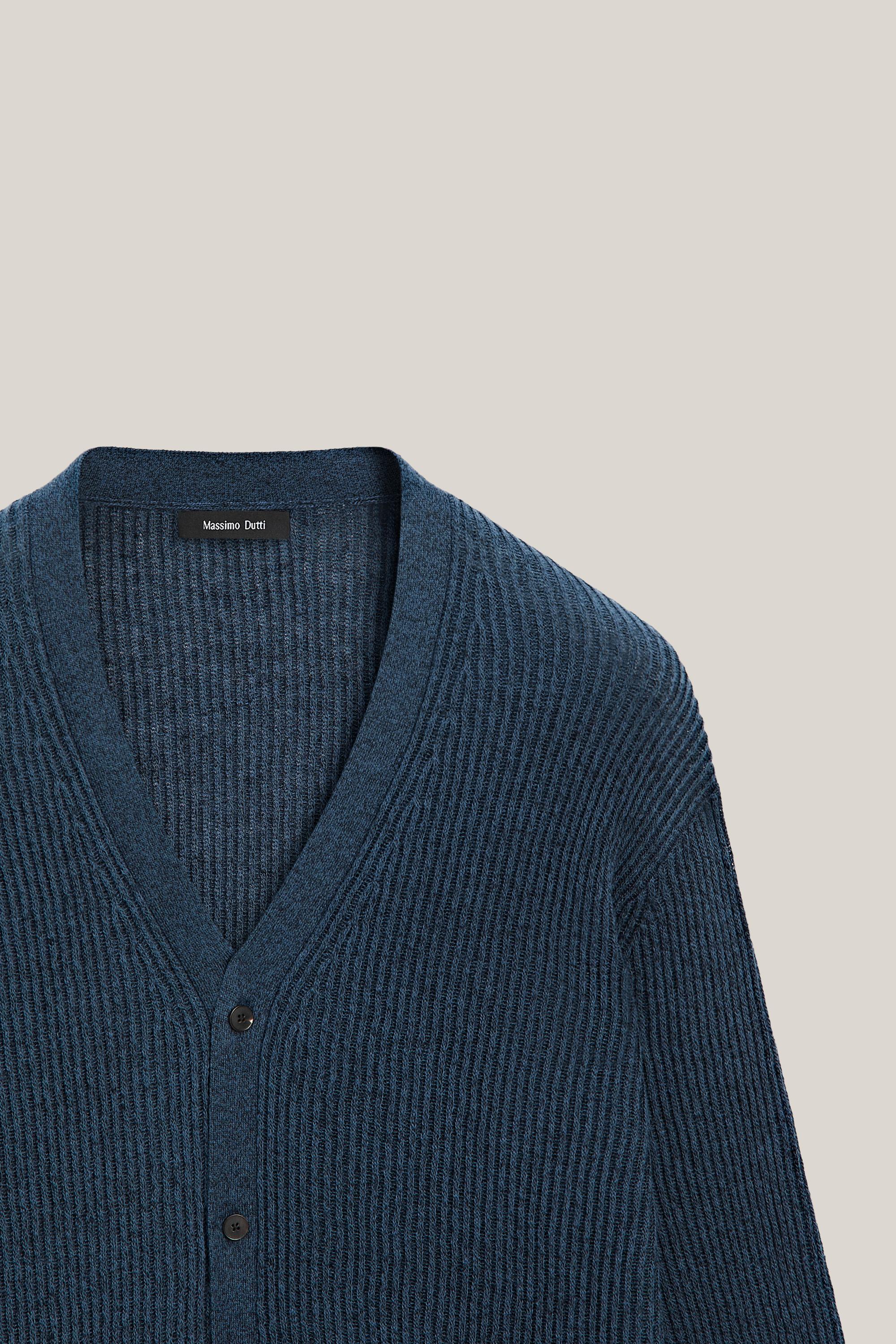 Knit V-neck cardigan - LIMITED EDITION