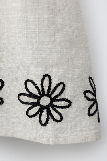 EMBROIDERED FLORAL BLOUSE - Light beige by Zara - Image 3