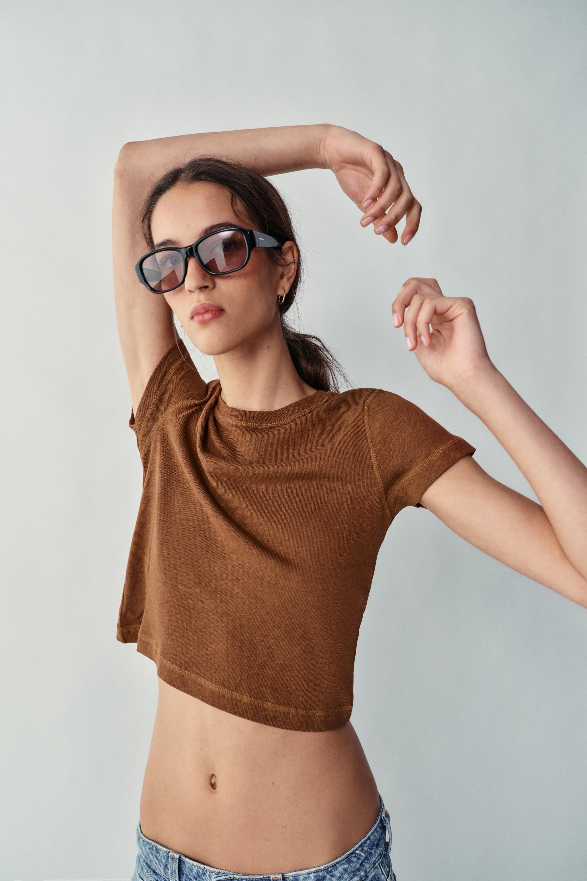 RUSTIC SHORT SLEEVE T-SHIRT — Burnt orange