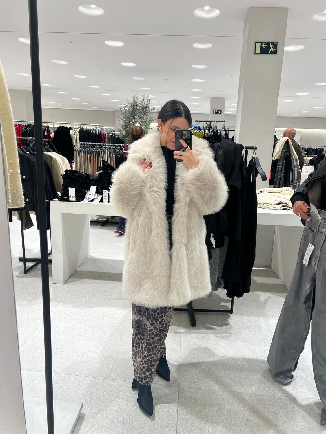 FAUX FUR COAT - Image 5