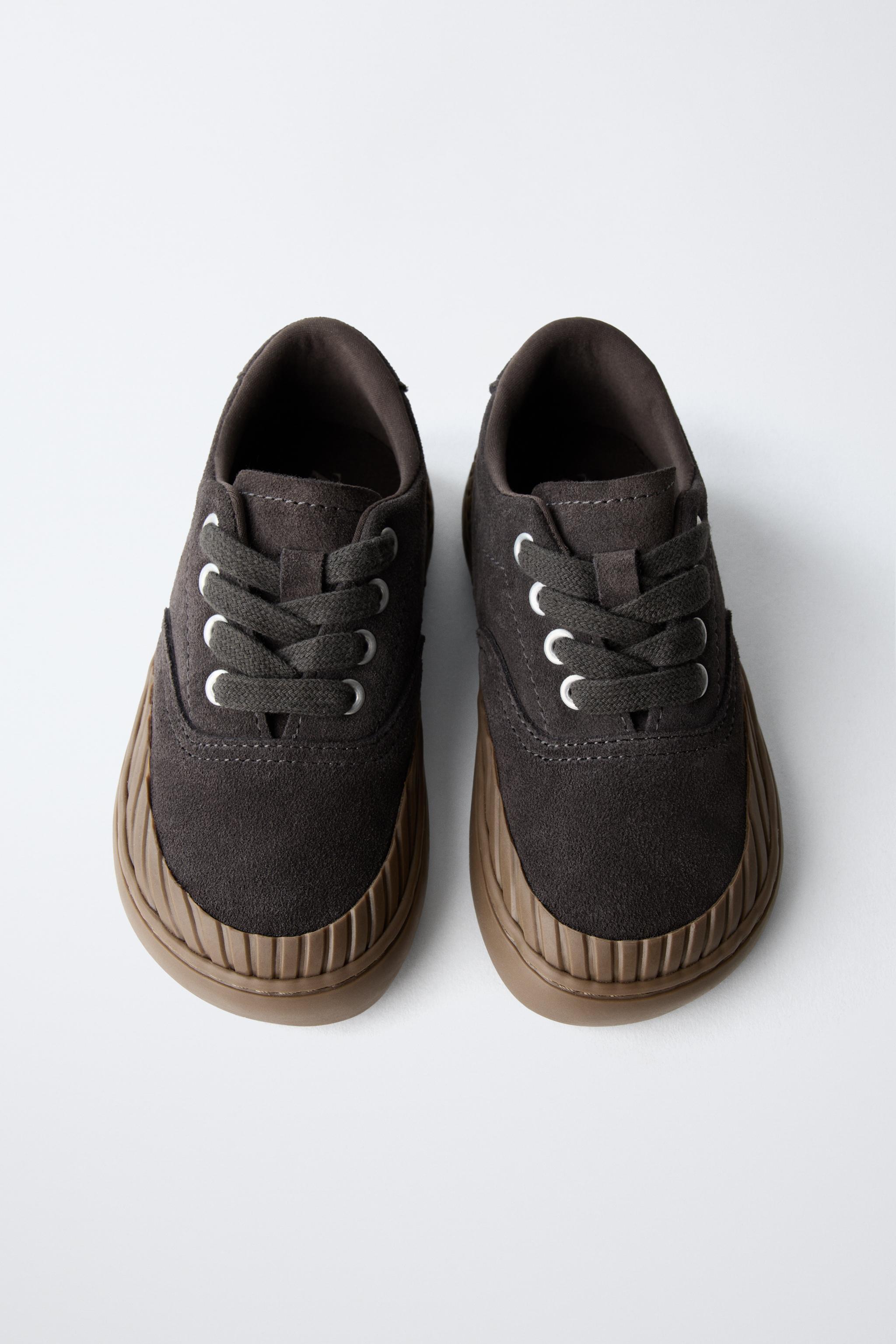 LEATHER SNEAKERS