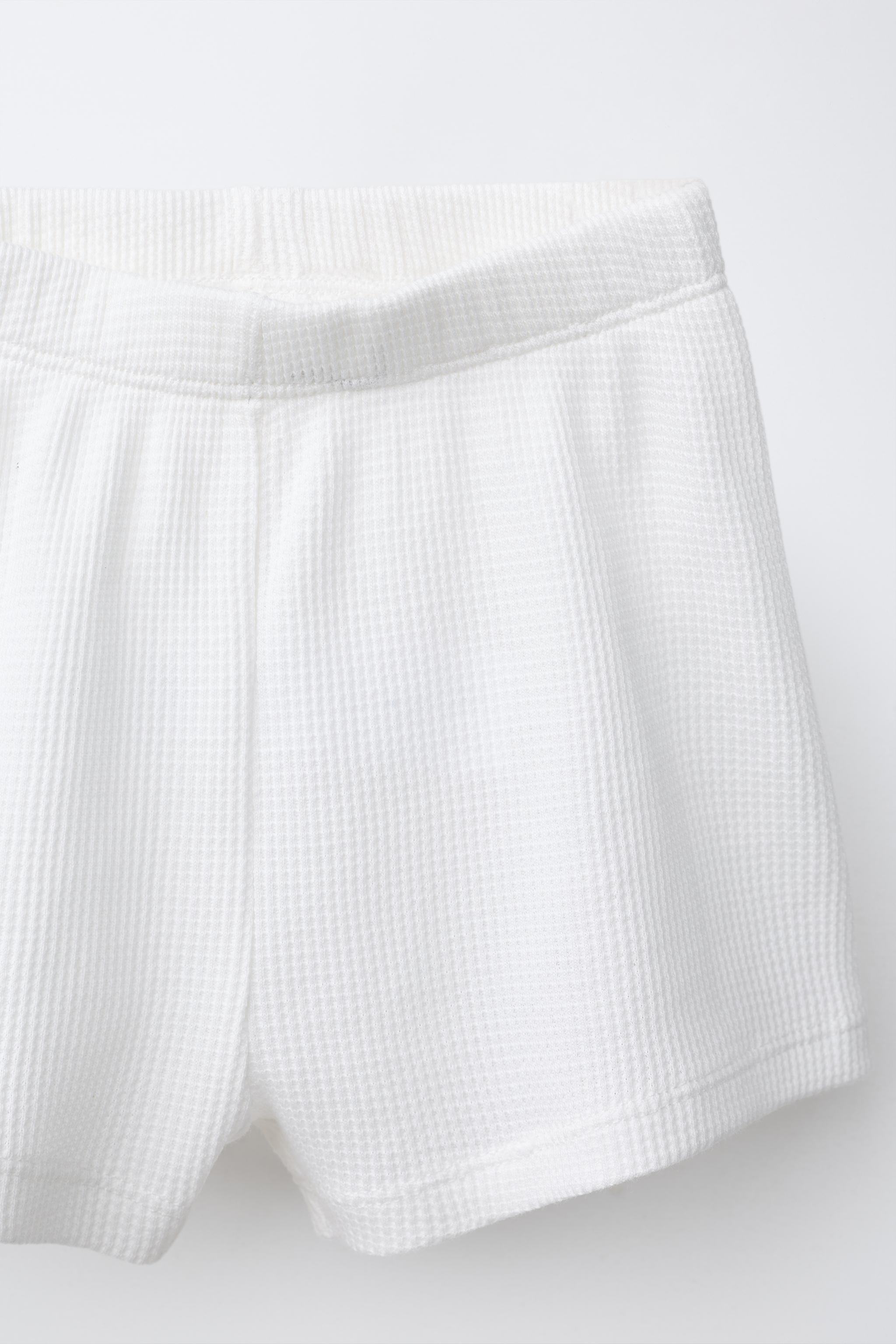 Детские шорты Zara PLAIN WAFFLE T-SHIRT AND BERMUDA SET — фото 5