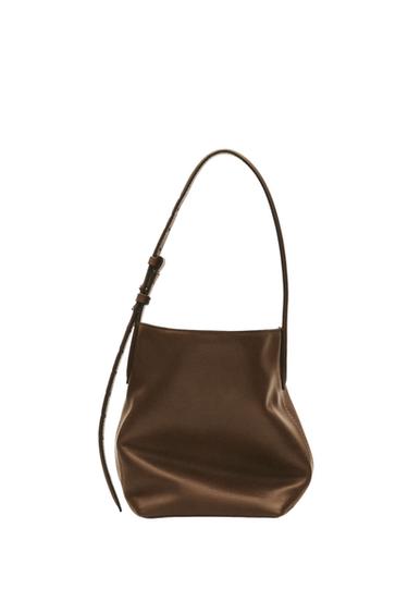 Bolso bucket mini piel napa - Cuero de Zara