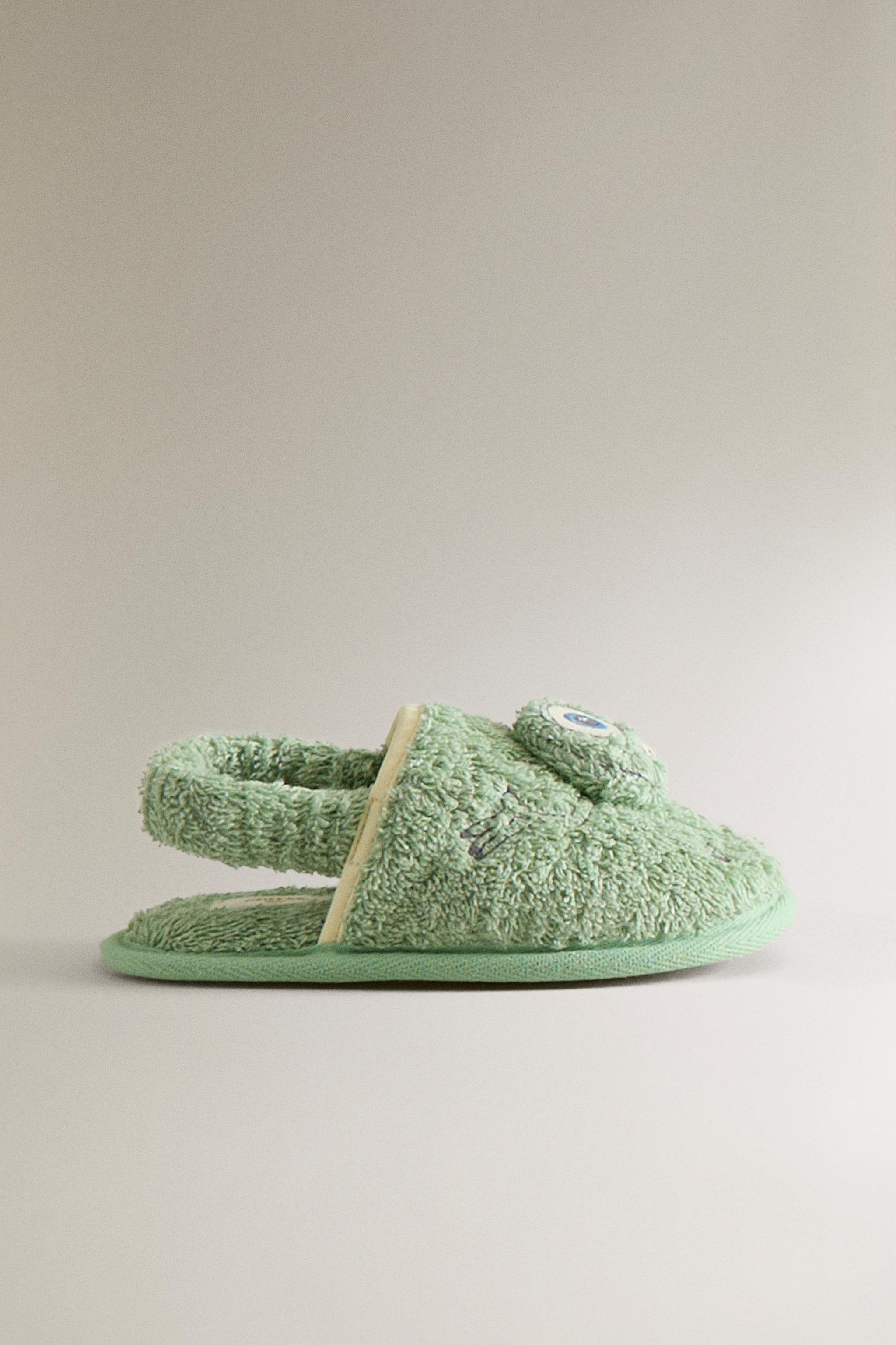 Детские тапочки Zara KIDS' MONSTERS, INC. ©DISNEY/PIXAR TERRY BATH SLIPPERS