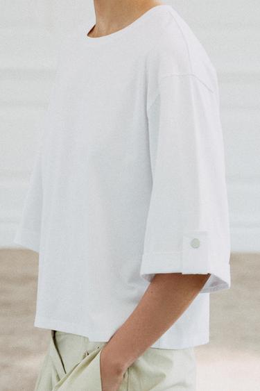 T-SHIRT ASYMÉTRIQUE BOUTON - Blanc de Zara - Image 3