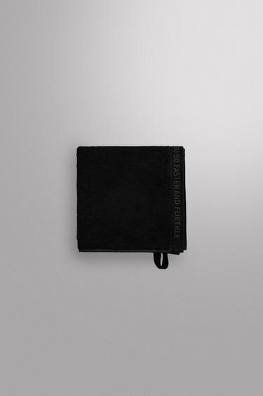 PETITE SERVIETTE D'ENTRAÎNEMENT - Noir de Zara - Image 1