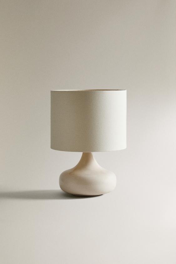 LAMPE DE TABLE PETITE BASE CÉRAMIQUE - Écru de Zara - Image 0